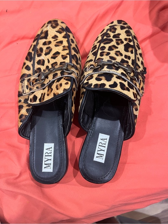 Myra Bag Shoes - Myra Bag Leopard Print Chain-Trim Mules - Tan/Black